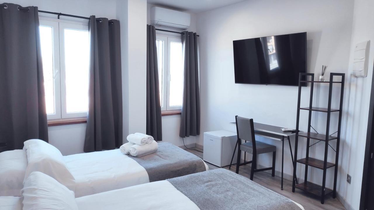 Hostal Dona Isabel Majadahonda Extérieur photo