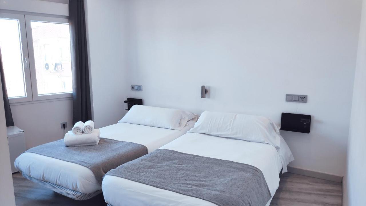 Hostal Dona Isabel Majadahonda Extérieur photo