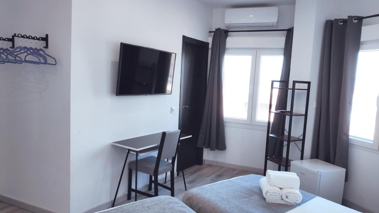 Hostal Dona Isabel Majadahonda Extérieur photo