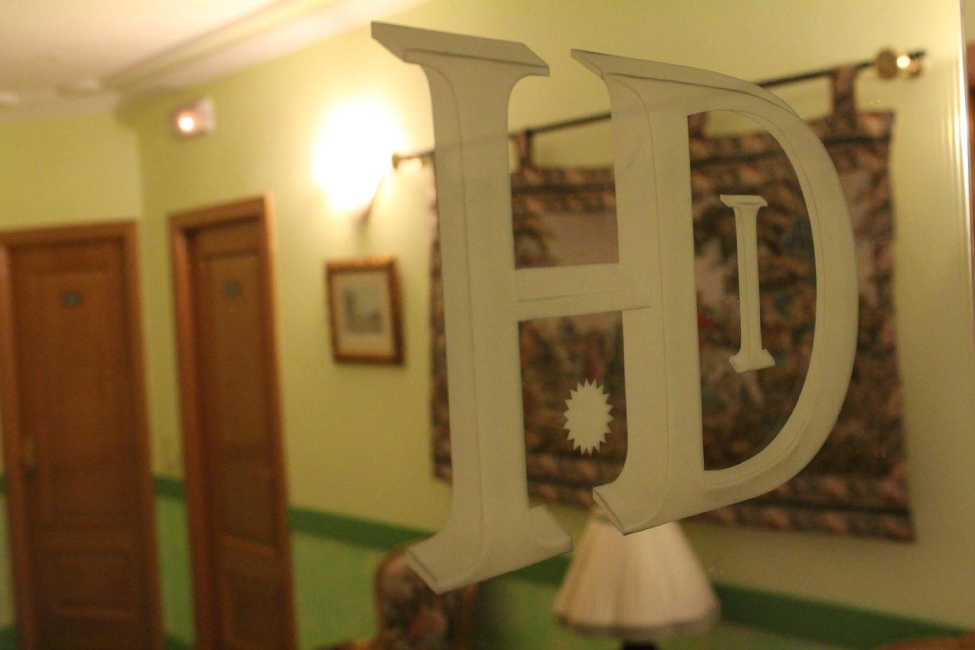 Hostal Dona Isabel Majadahonda Extérieur photo