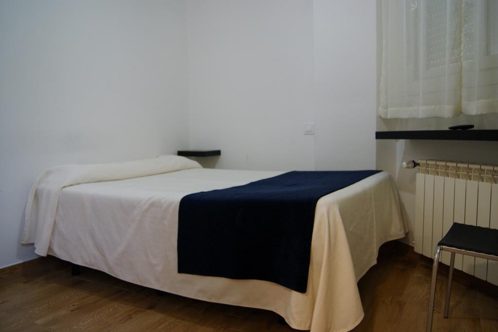 Hostal Dona Isabel Majadahonda Extérieur photo