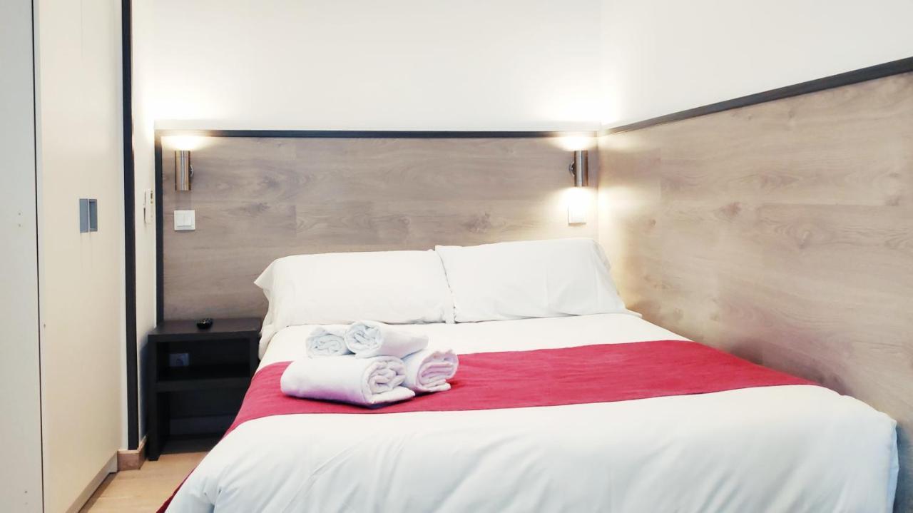 Hostal Dona Isabel Majadahonda Extérieur photo