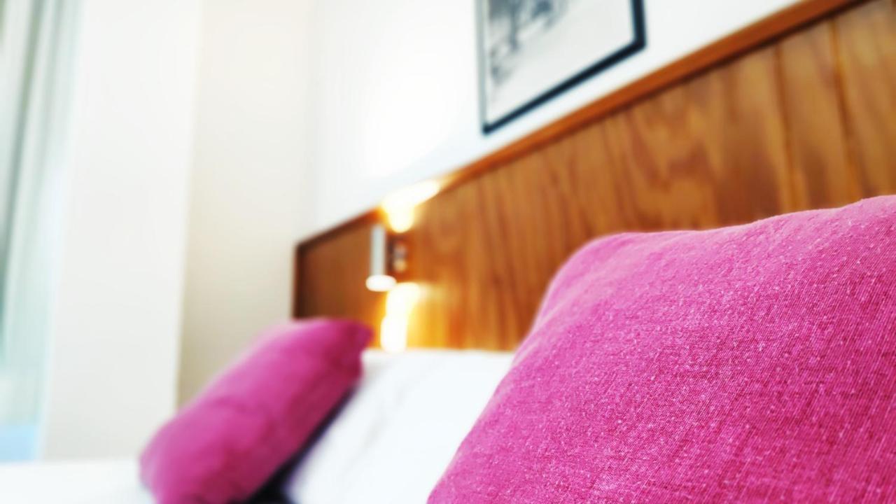 Hostal Dona Isabel Majadahonda Extérieur photo